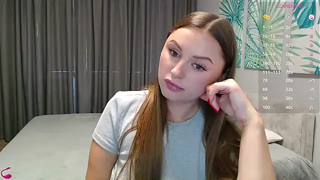 mia_bloomy webcam