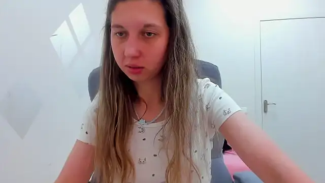 Ellina_Star webcam