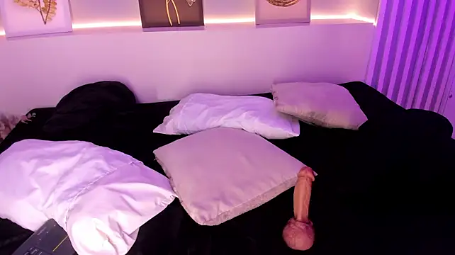 MelissaSaenzgh_ webcam