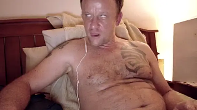 Yournaughty webcam