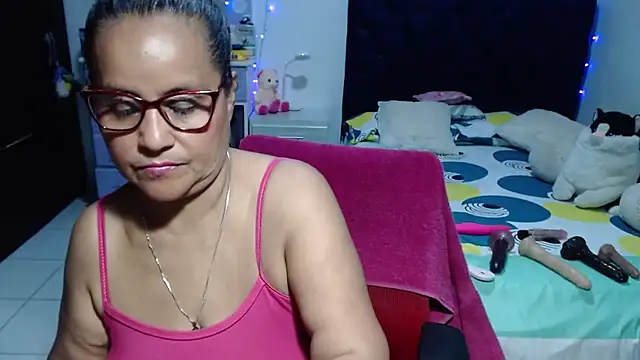 pervert_mommy_ live cam preview
