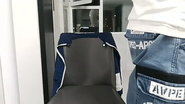 nole_china7 live cam on StripChat