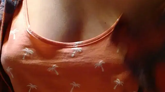 LorraineOSun live cam on StripChat