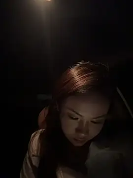 Yioyio-666 webcam