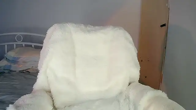 xxx719042 live cam on StripChat