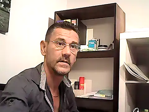 mastercharisma35 webcam