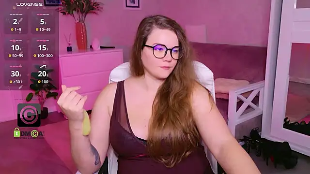 KellyKleine webcam
