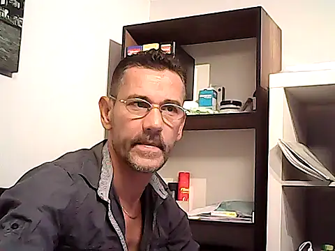mastercharisma35 (Ask my age) - like for you