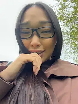 trytomakememoam live cam preview