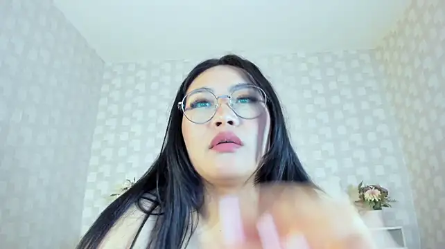 NatsumiHun webcam