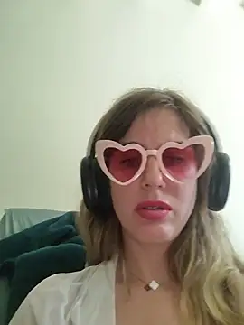 Frenchgirl webcam