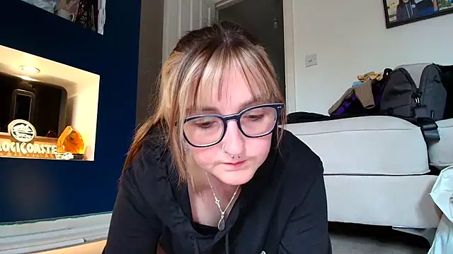 short_sweetpea webcam