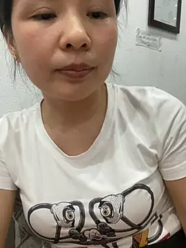 Ivy_Trix2 webcam