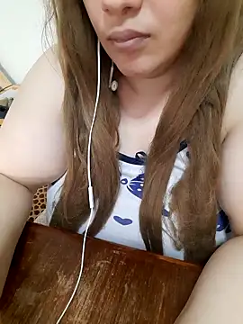 Madam_bezzzoul webcam