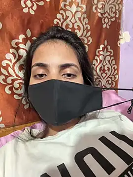 Sandhya_77 Live Webcam on Stripchat