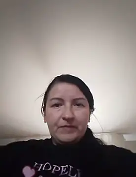 MonAmour37 live cam on StripChat
