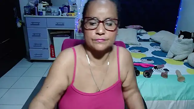 pervert_mommy_ live cam on StripChat