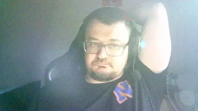 SirAbuser live cam on StripChat