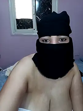 Zozo_elgamda live cam on StripChat