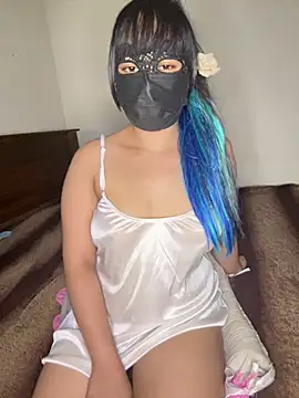 Ariana__Marie live cam on StripChat