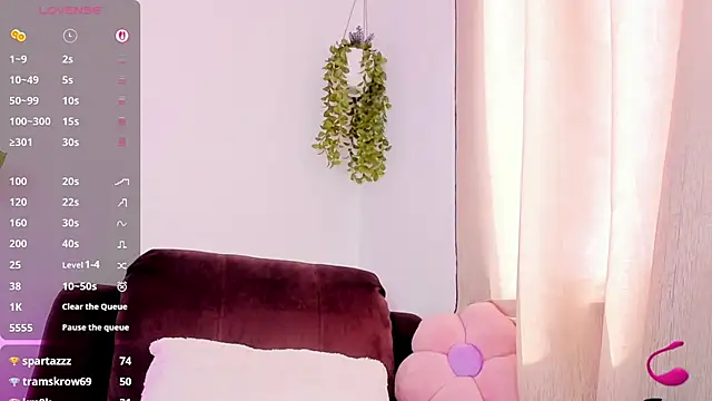 Swweet_Miia1 live cam on StripChat