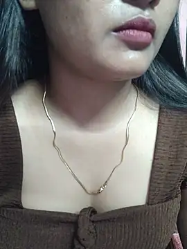 Wild-janvi live cam on StripChat