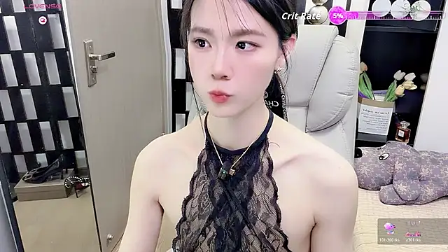 Yueyue-MM live cam on StripChat