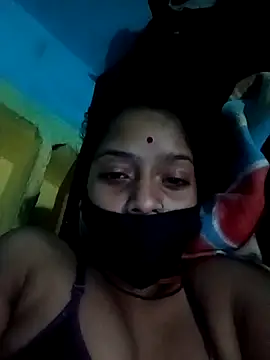 Bebo_Sweety143 live cam on StripChat