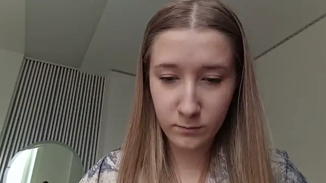 MerrileeReisser live cam on StripChat
