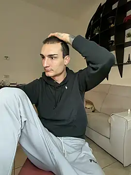 IamAlexei live cam on StripChat