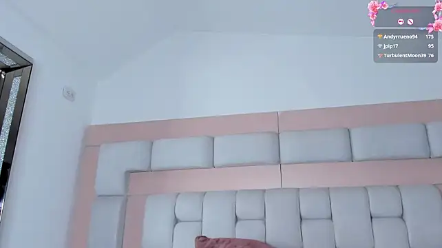 SummerLuna webcam