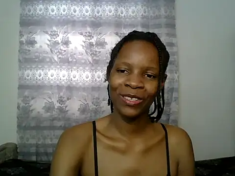 exoticglow live cam on StripChat