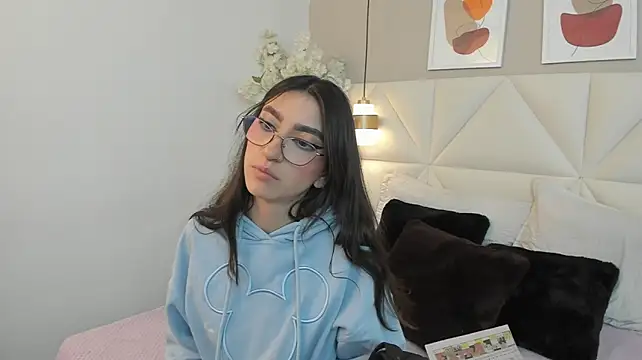 Zoey_kiss_ webcam