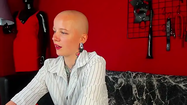 Ruby_Toreadorr live cam on StripChat