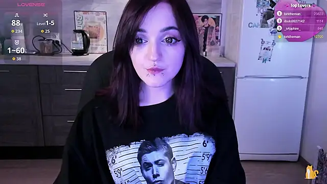 lina__tyaaan webcam