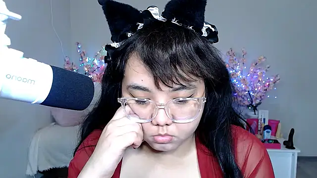 Moertomlly live cam on StripChat