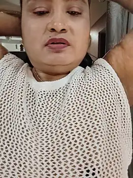 hornyriyanka webcam