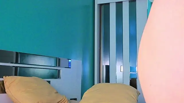 Yumi_Ai webcam