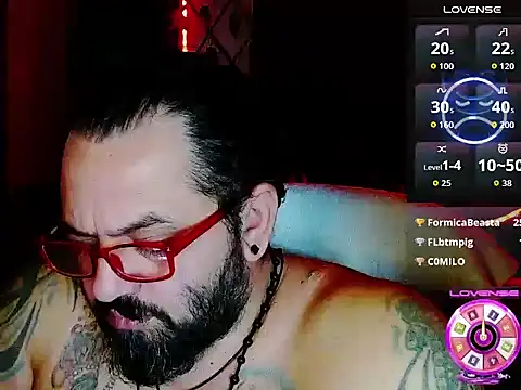 mr_wolf46 webcam