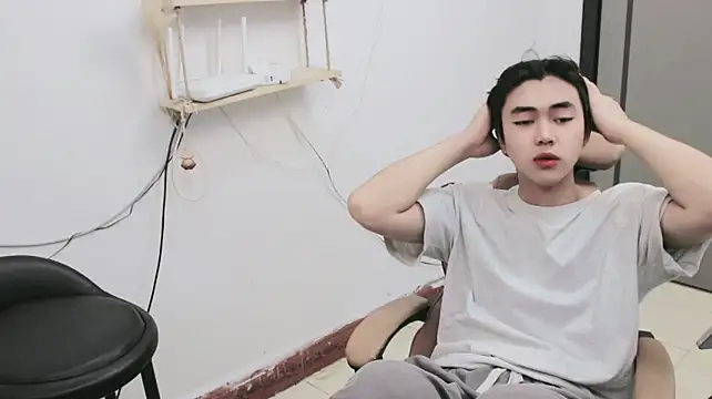 Vcc_1234 webcam