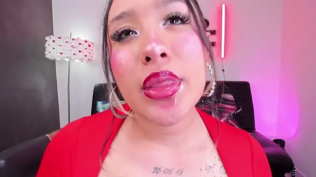 miss_danika webcam