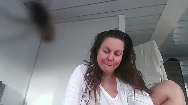 fulloferotic live cam preview