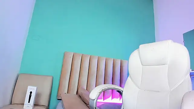 Nahomy-hott webcam