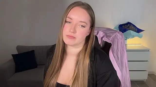 EvaMaddison webcam