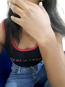 Navya6879 webcam