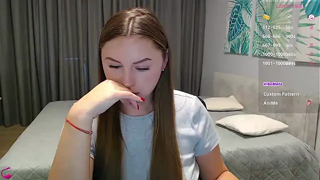 mia_bloomy webcam