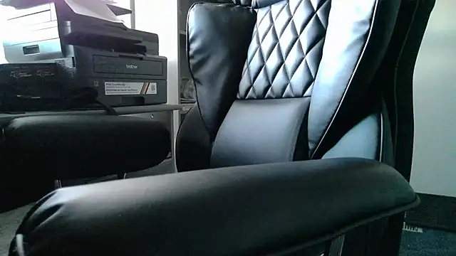 TrevorSteele webcam