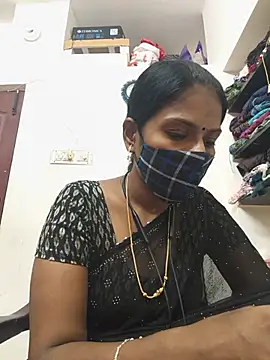 voyeur upskirt Tamil Yalini12