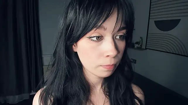 GwynBelous live sex cam