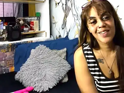 indiandesire4u69 webcam